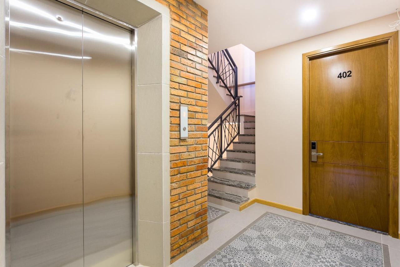 Oyo 138 Aparthotel 18 Хошимин Экстерьер фото